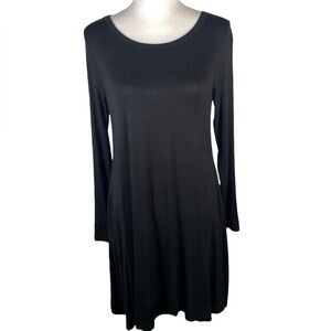 Black Scoopneck Long Sleeve Stretchy Knee Length Shift Dress S